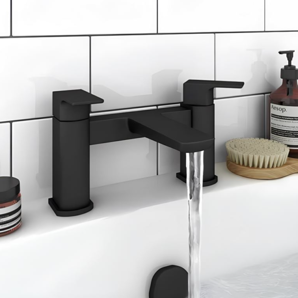 Sognare Muro Mono Bath Deck Mounted filler Tap - Black - Image 2