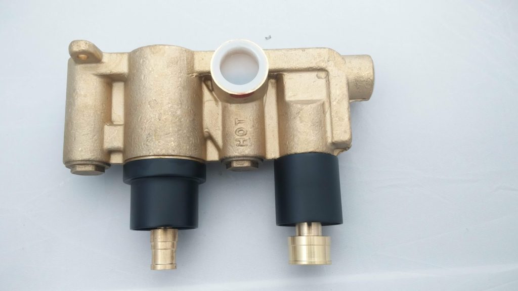 Mono Black Single Function Concealed Shower Valve - Image 3
