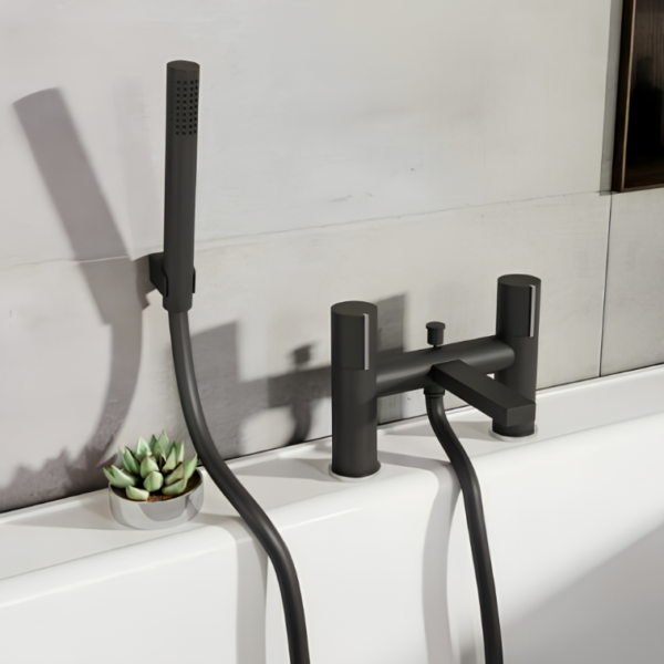 Dirock Bath Shower Mixer - Black - Image 2