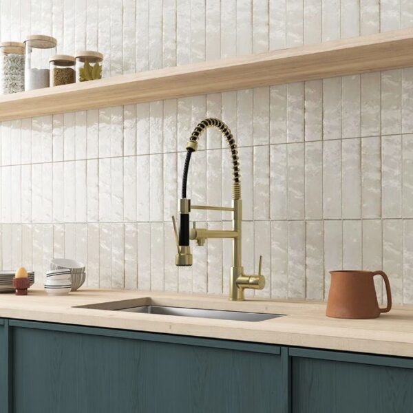 Ellsi Biella Pull Out Rinse Spray Kitchen Mixer Tap - Gold - Image 5