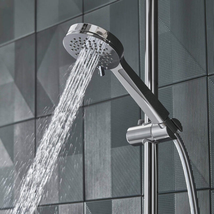 Tavistock Quantum Cool Touch Thermostatic Bar Valve & Handset - Image 4