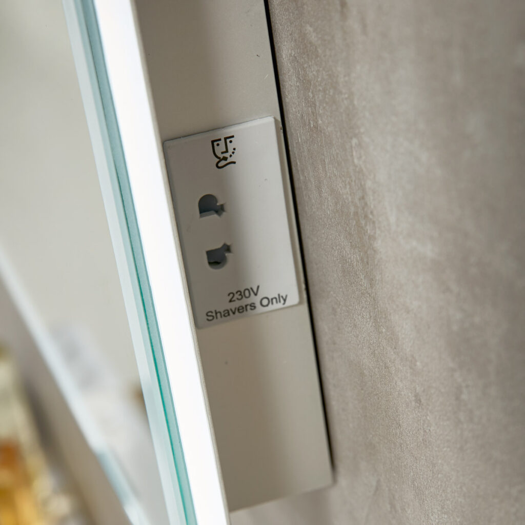 Mosca LED Mirror with Demister Pad & Shaver Socket 600mm x 800mm - Image 3