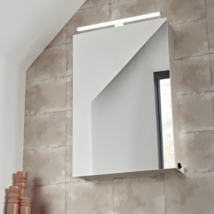 Tavistock Conduct Single Mirror Door Cabinet - Image 2