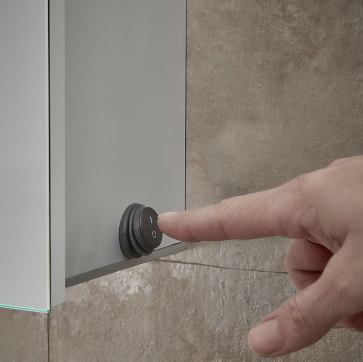 Tavistock Conduct Single Mirror Door Cabinet - Image 4
