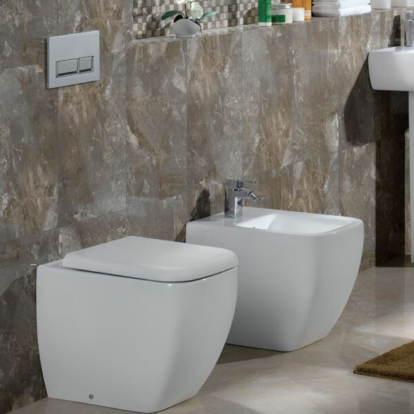 Rak-Metropolitan White Bidet Back To Wall - Image 3