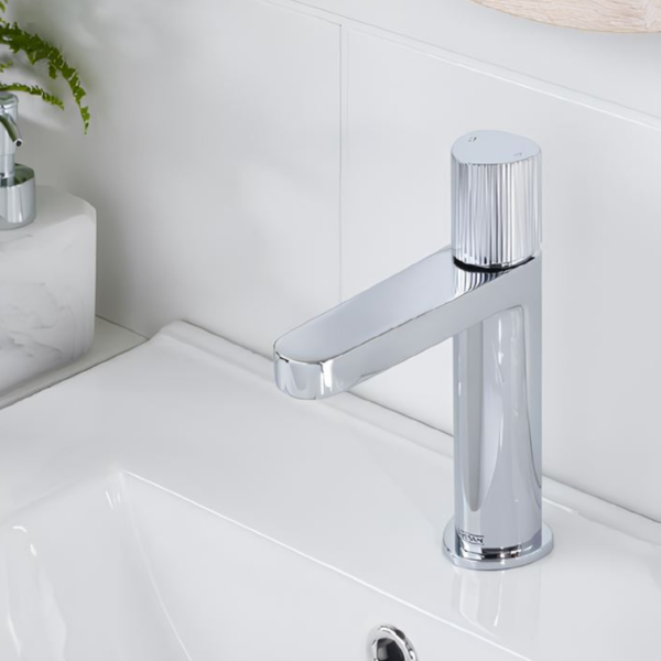 Bristan Liso Basin Mixer Tap with Clicker Waste - Chrome - Image 2