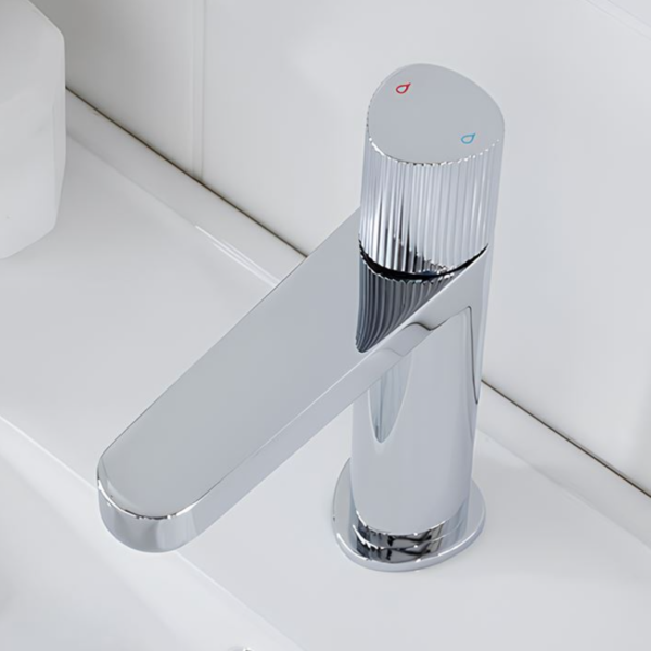 Bristan Liso Basin Mixer Tap with Clicker Waste - Chrome - Image 4
