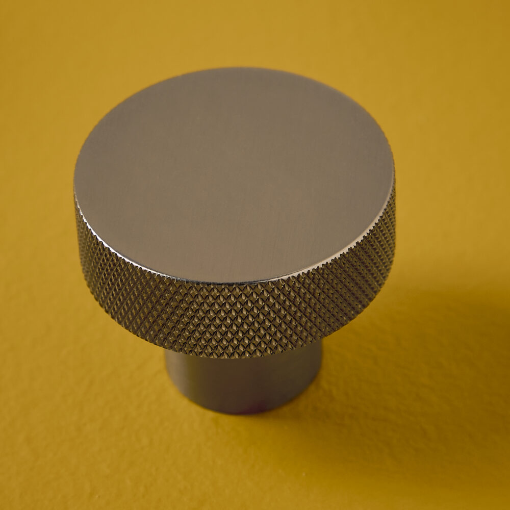 Sognare Furniture Round 42.5mm Handles Knurled Textured – Choice Of Colours - Image 2