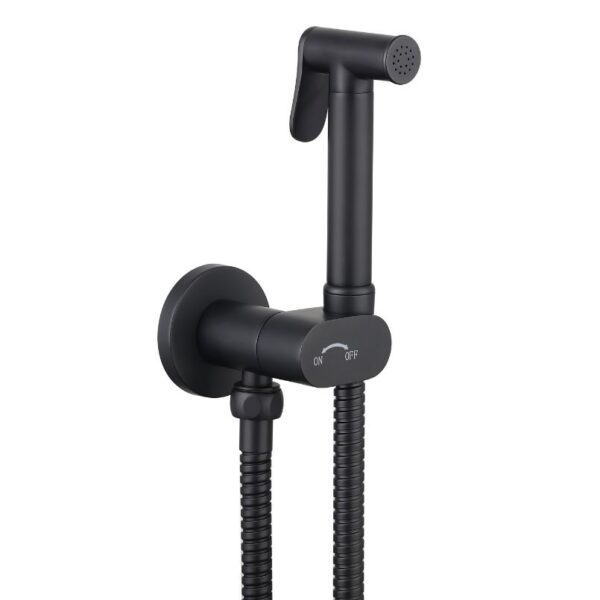 Highlife Conan Matt Black Douche With Integrated Isolator Valve